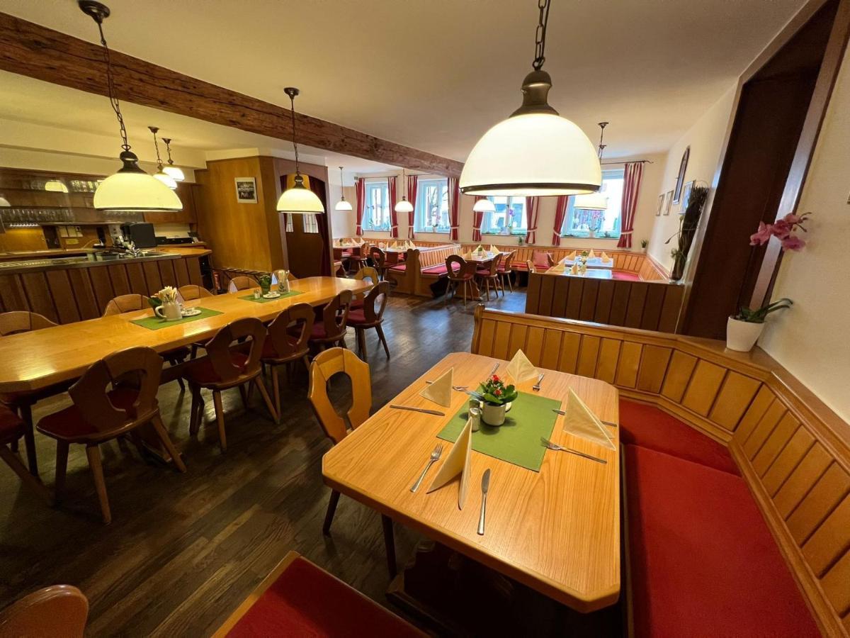 Hotel-gasthof Postbraeu Hotel